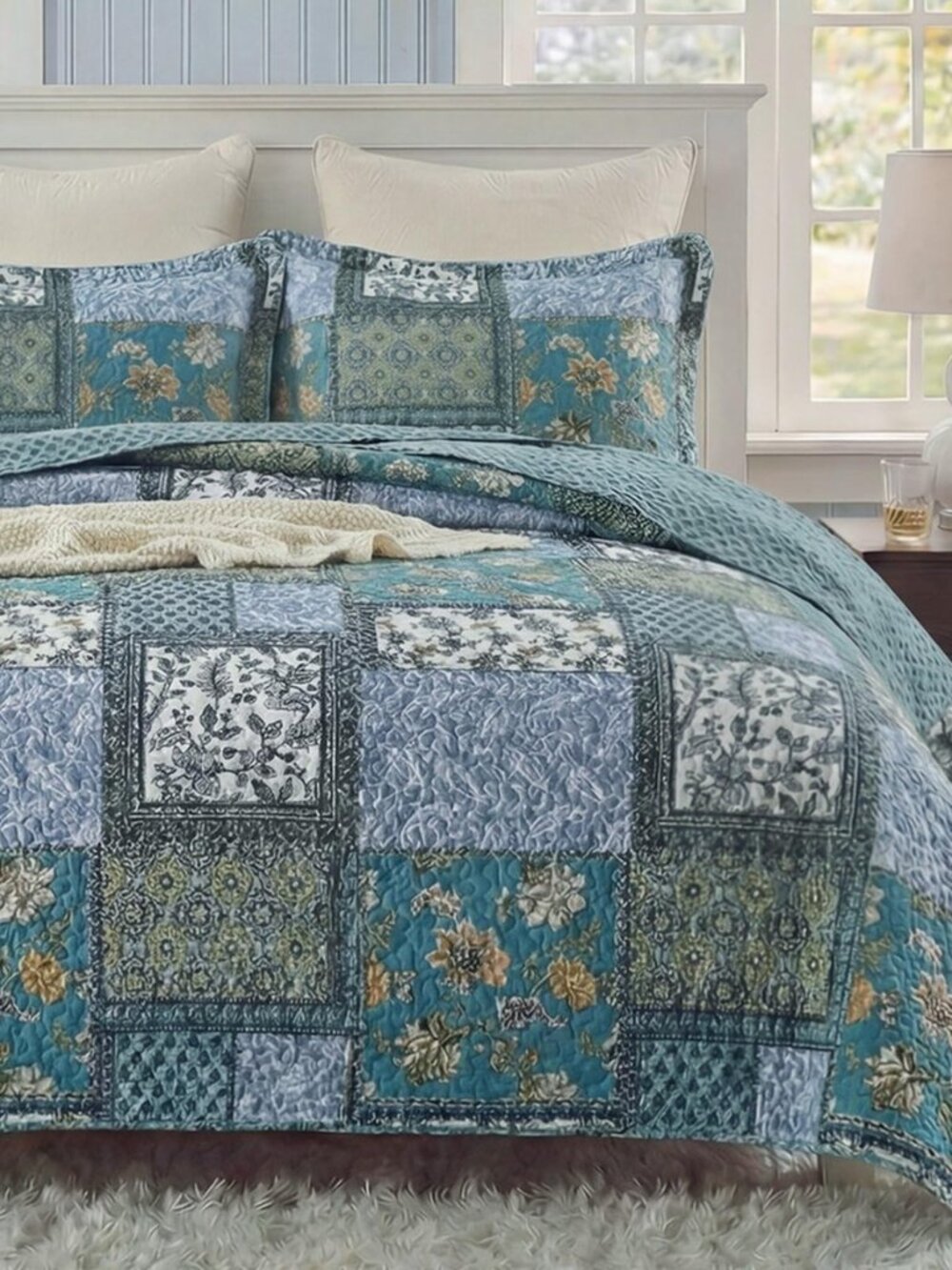 100% Cotton Quilt Set King Size Floral Paisley Pattern Coverlet Set 3-Piece Soft